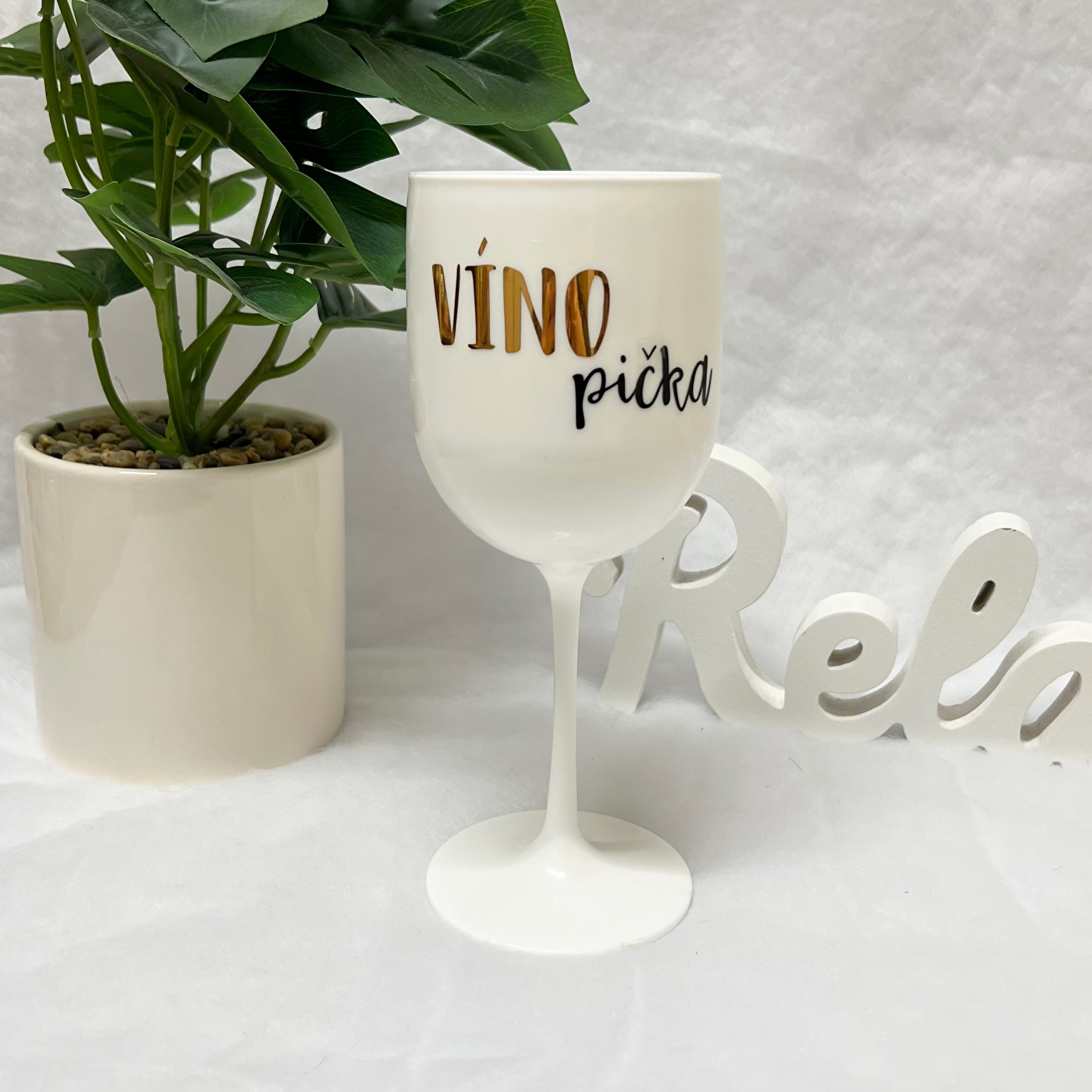 Plastová sklenička “VÍNOpička” bílá